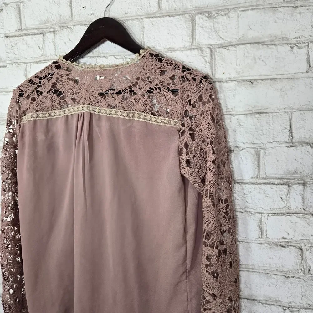 Cute lace top light brown blouse
